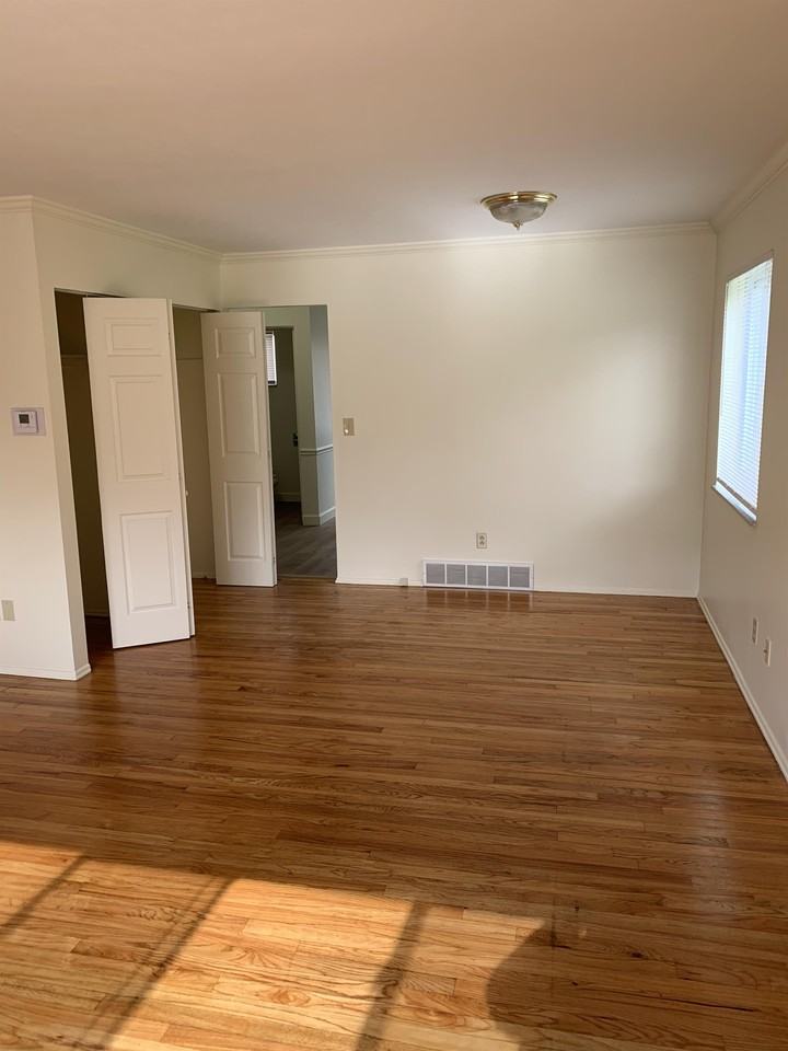 279-313 Kenridge Road - Photo 5 of 13