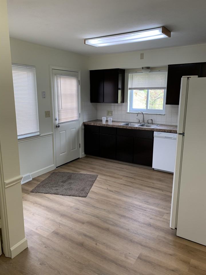 279-313 Kenridge Road - Photo 6 of 13