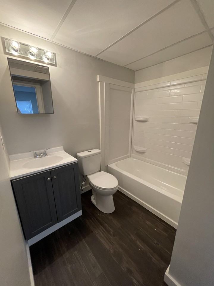 512 Crittenden Street - Photo 5 of 5