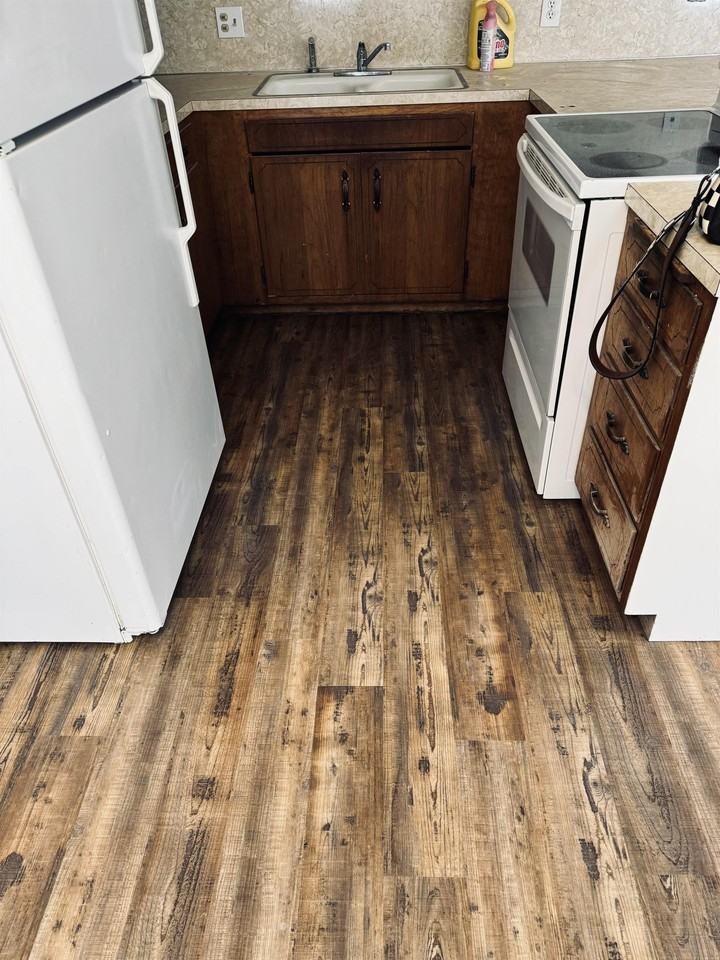 Hurricane 6-Plex - Photo 2 of 12