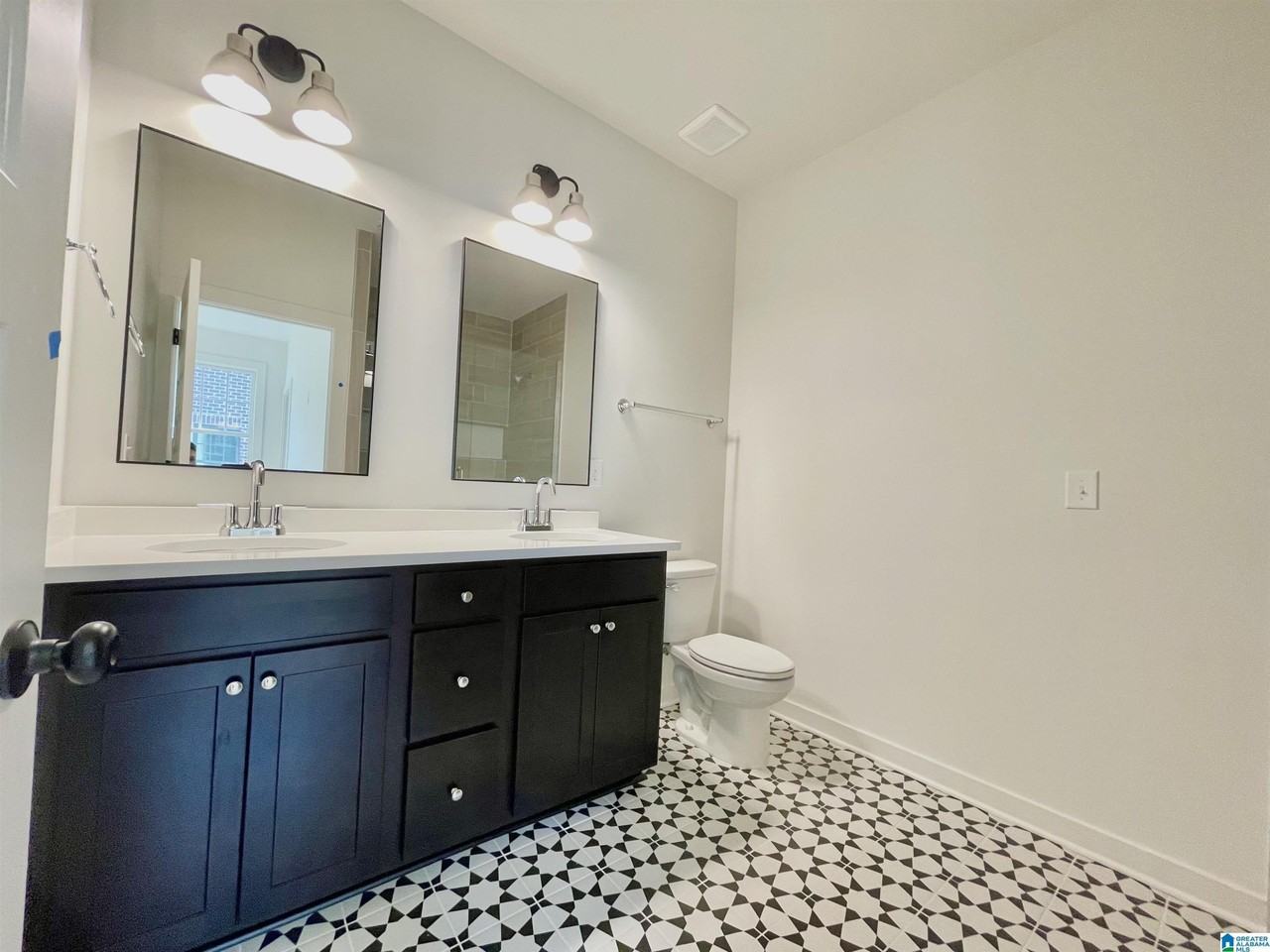 1782 Deverell Ln - Photo 6 of 24