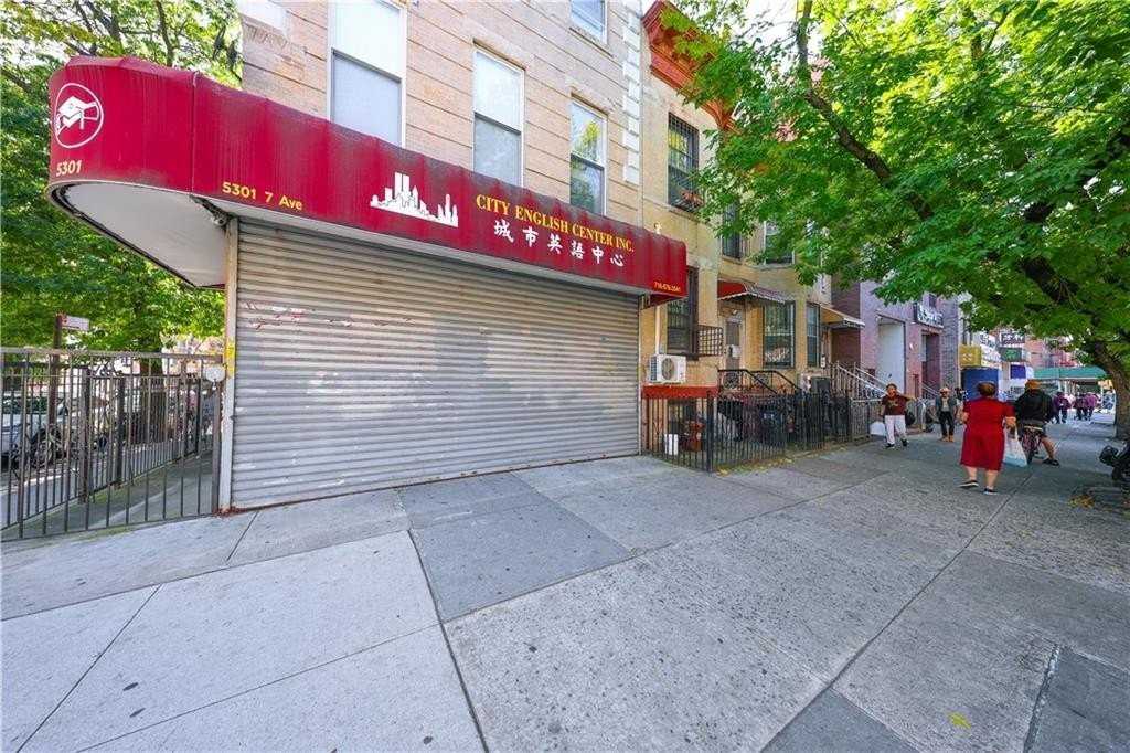 5301 7th Ave - Photo 3 of 28