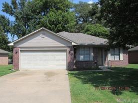 1320 Pyramid Dr - Photo 1 of 1