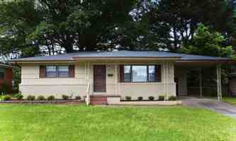 featured image of 512 Braden St