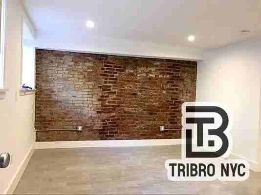 230 East 7th Street - Photo 2 of 4