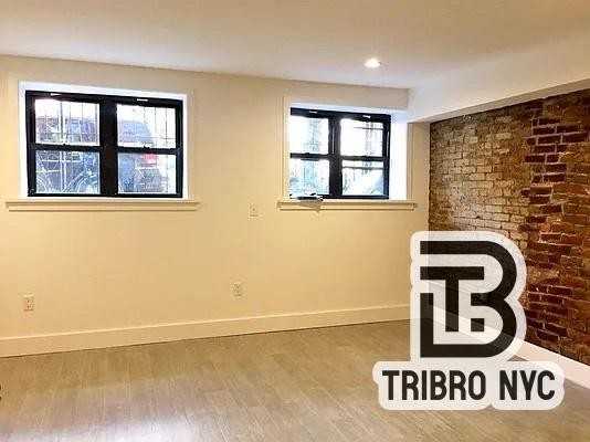 230 East 7th Street - Photo 4 of 4