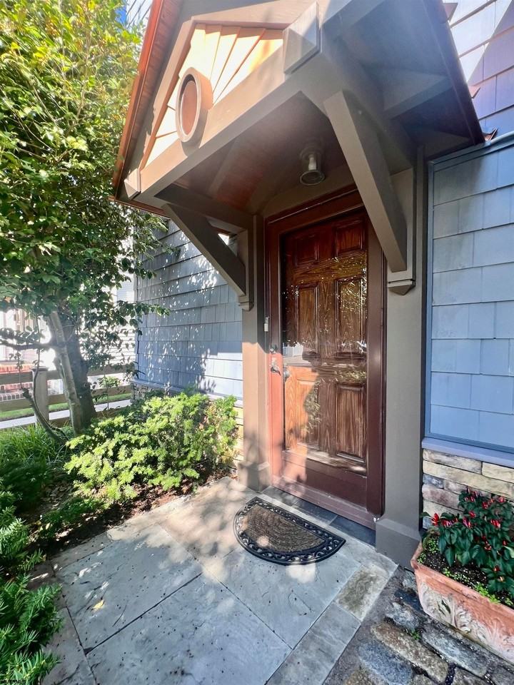 7 N Delavan Ave - Photo 5 of 50