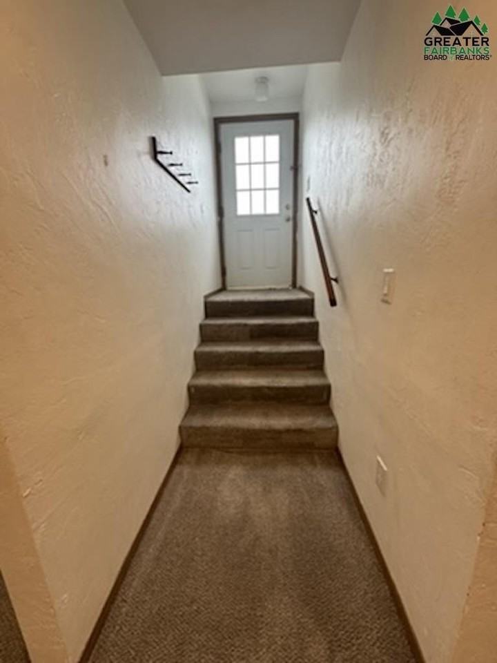 2605 S Barnette St #3 - Photo 2 of 10