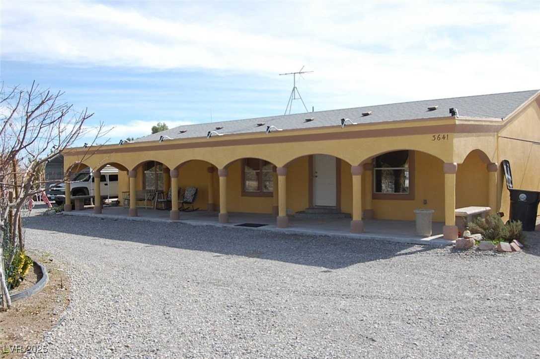 3641 W Windsong Ln - Photo 3 of 25