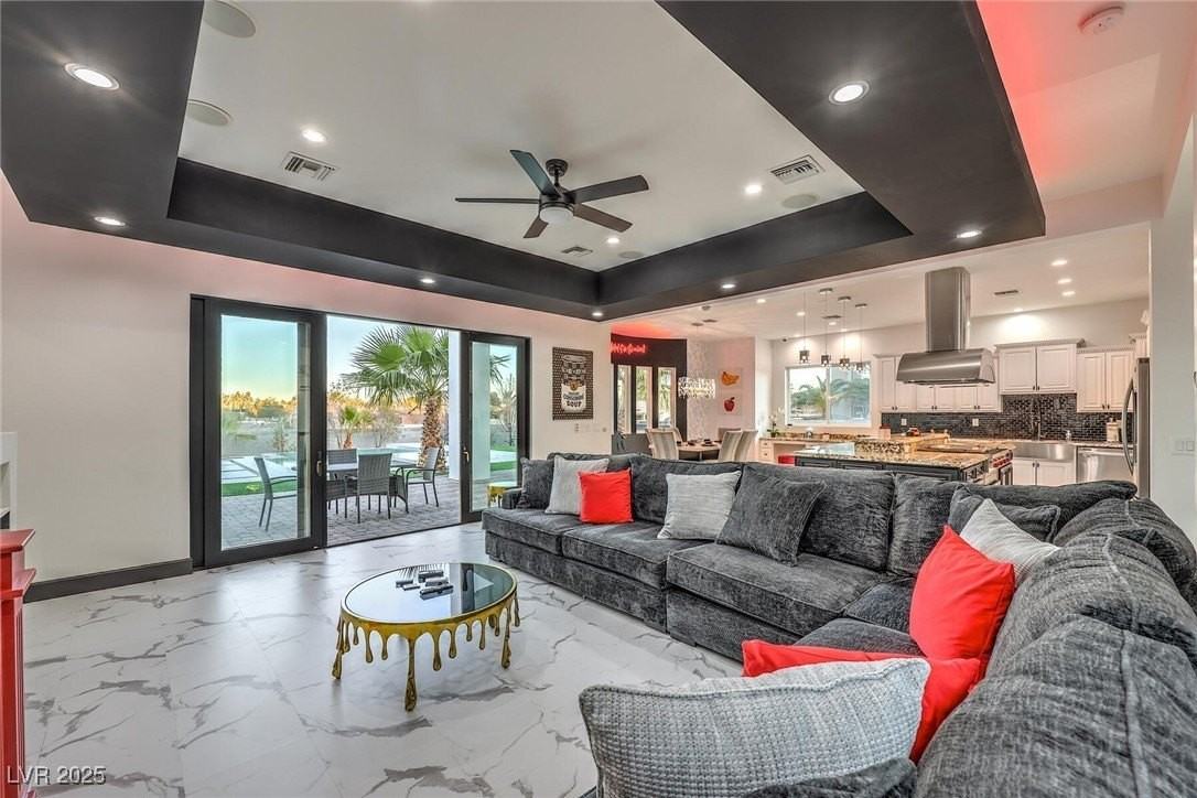 282 E Maulding Ave - Photo 2 of 50