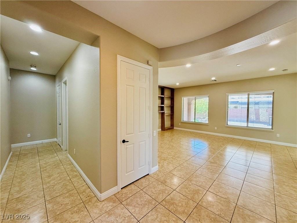 7404 Eggshell Dr - Photo 6 of 41