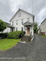 featured image of 2028 Margaret Ave