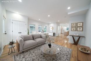 105 N Fullerton Ave - Photo 1 of 1