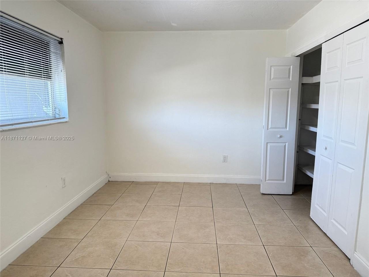 4300 Sw 67th Ave #38 - Photo 5 of 8