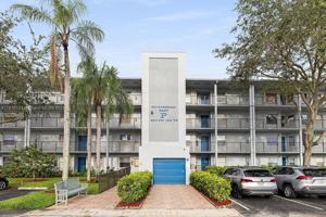 featured image of 650 Sw 124th Ter #303P