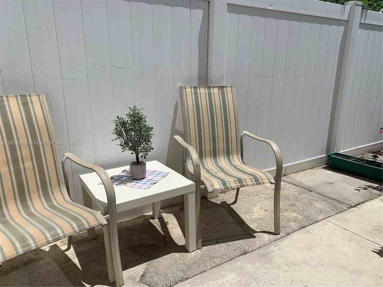 13275 Ne 4th Ave - Photo 7 of 11