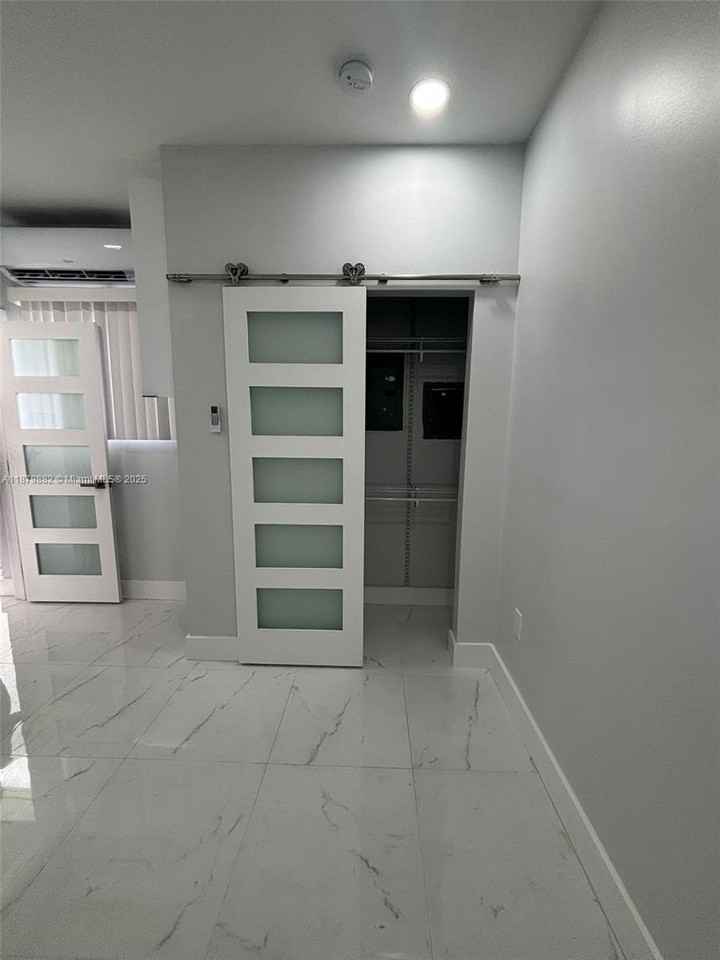 29303 Sw 142nd Ave - Photo 2 of 7