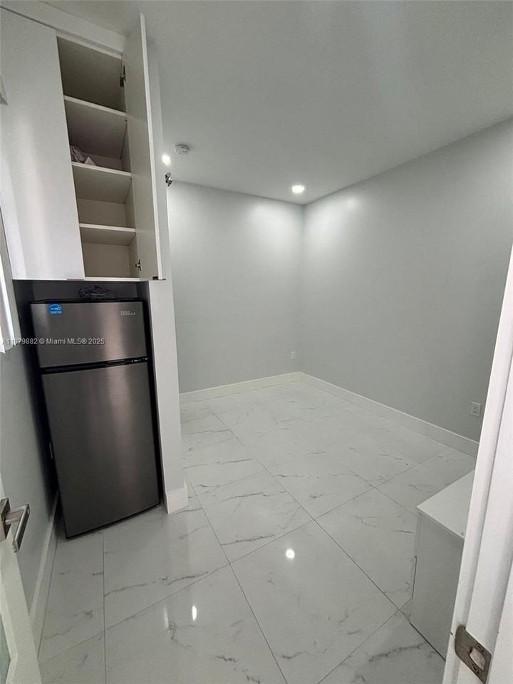 29303 Sw 142nd Ave - Photo 6 of 7