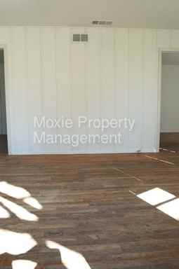 2327 McLemore Ave - Photo 3 of 10