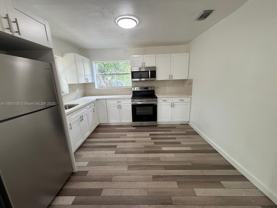 2813 Dewey St #A - Photo 1 of 1
