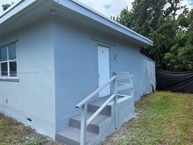 2813 Dewey St #C - Photo 1 of 1