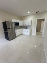 559 Nw 2nd St #1 - Photo 1 of 1