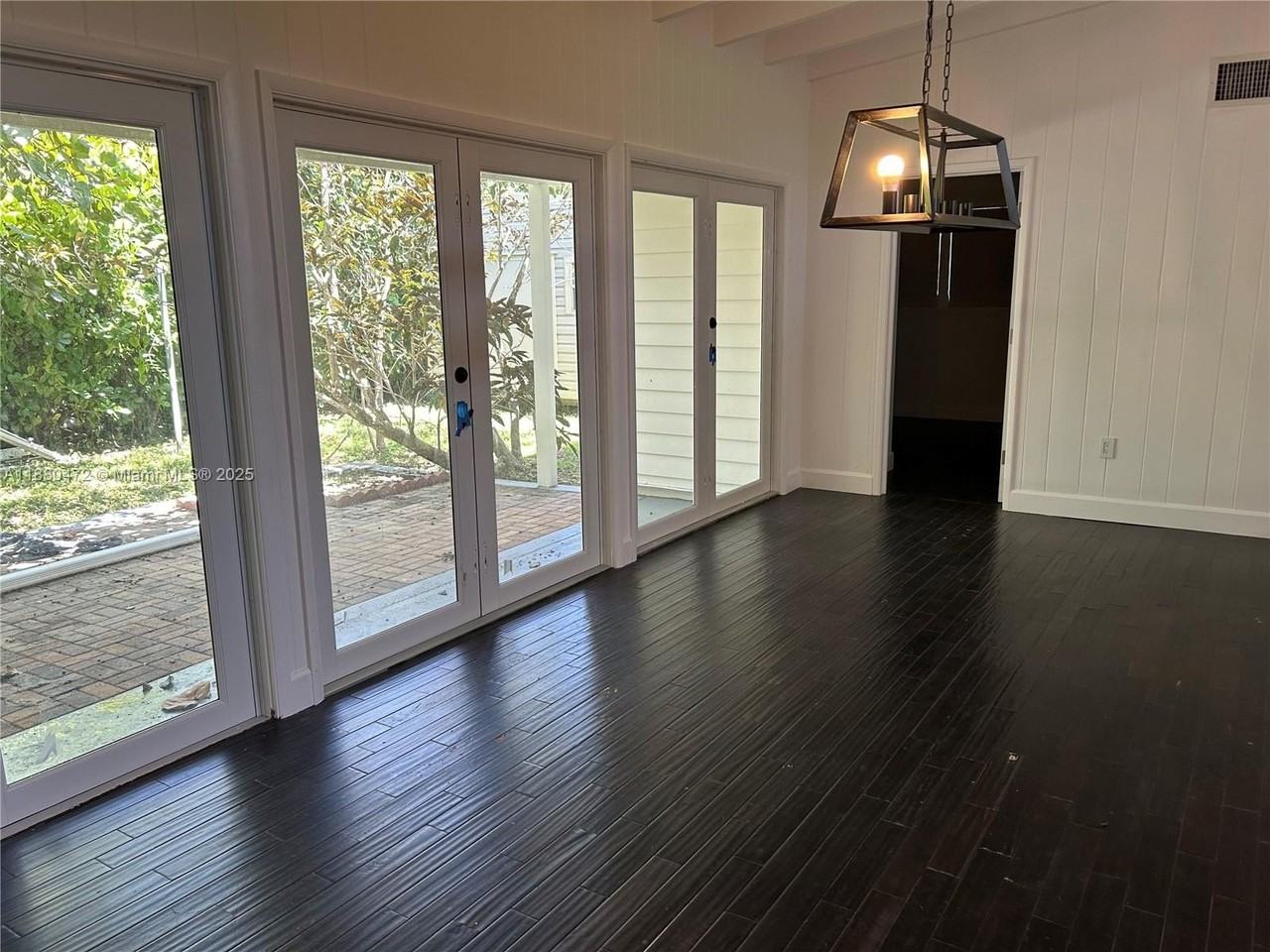 6395 Sw 42nd Ter #1 - Photo 7 of 22