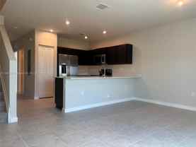 1022 West Davis Parkway - Photo 1 of 1