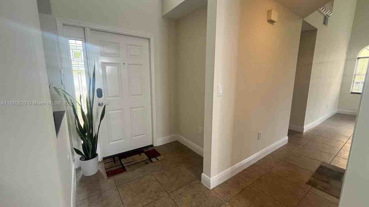 1376 Northwest 192nd Avenue #1376 - Photo 4 of 32