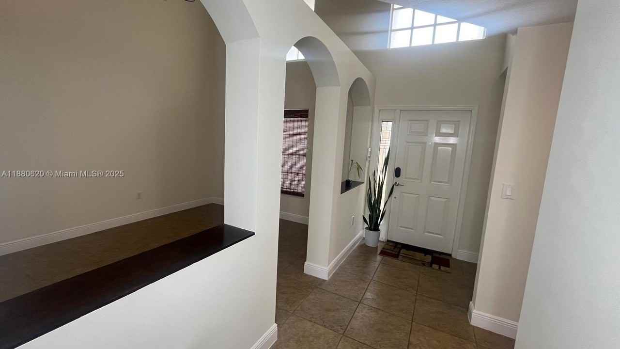 1376 Northwest 192nd Avenue #1376 - Photo 5 of 32