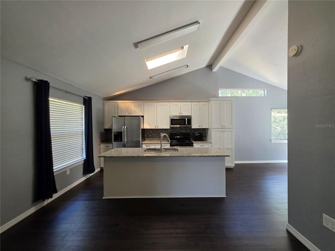 1207 Sw 255th St - Photo 6 of 25