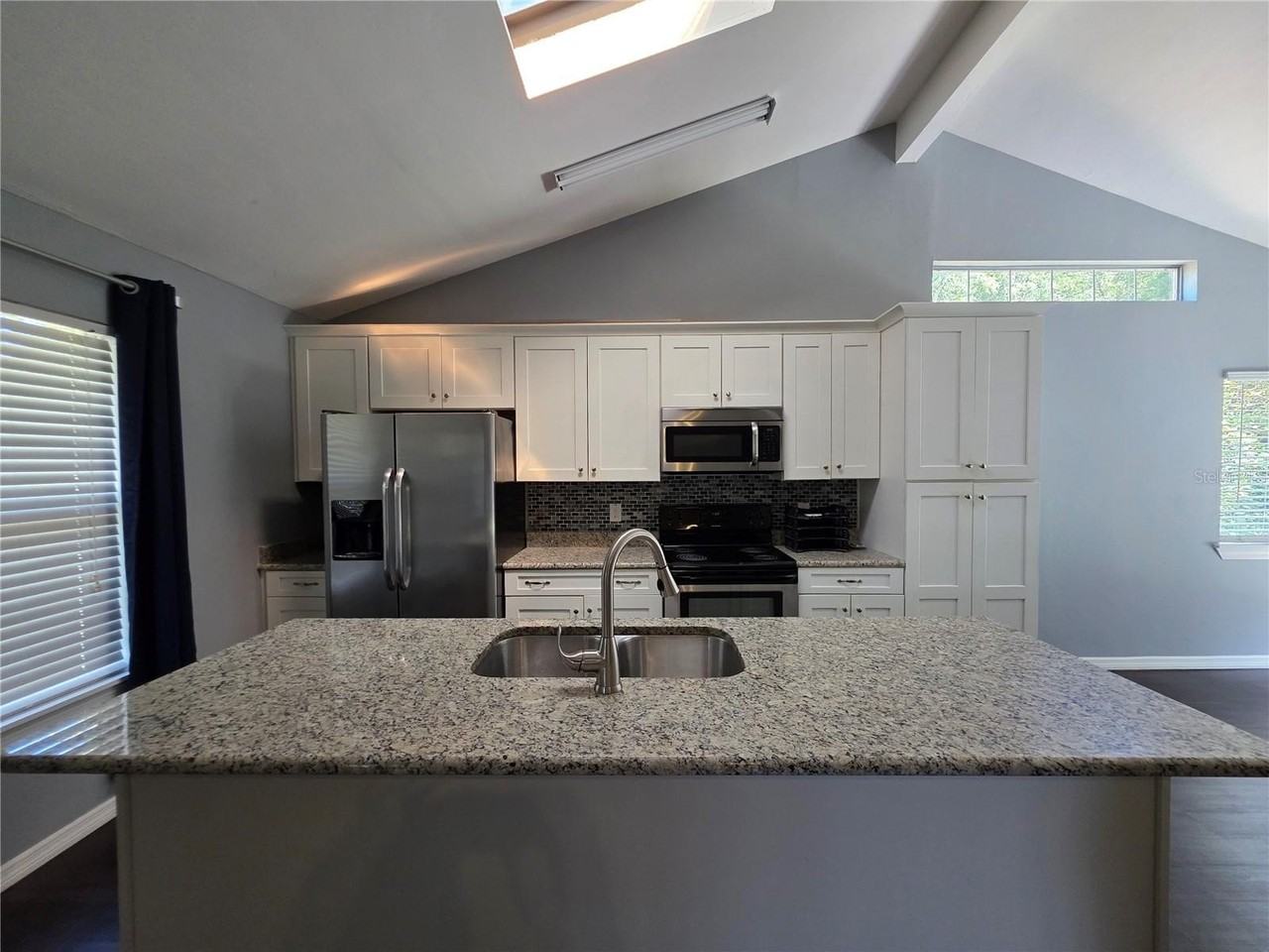 1207 Sw 255th St - Photo 7 of 25