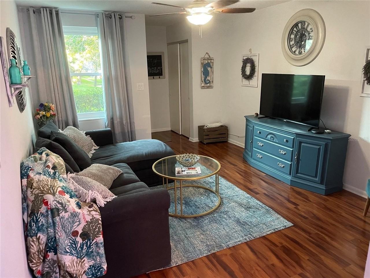 4304 La Vera Court - Photo 7 of 27