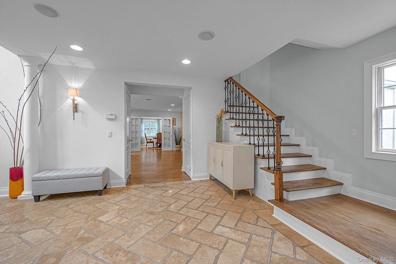 87 Arleigh Rd - Photo 3 of 36