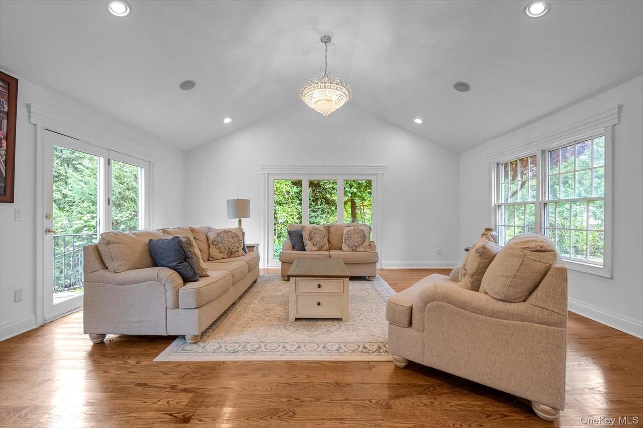 87 Arleigh Rd - Photo 5 of 36