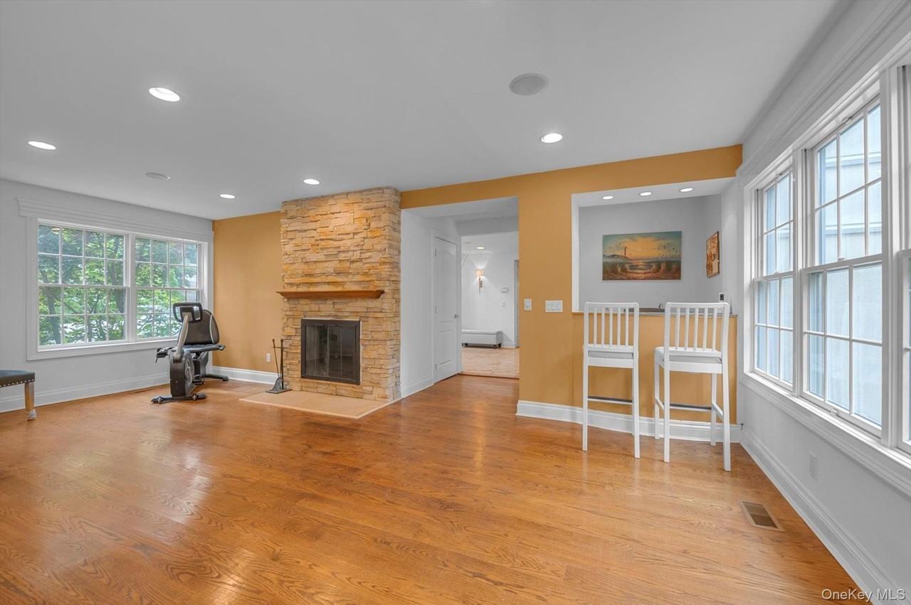 87 Arleigh Rd - Photo 7 of 36