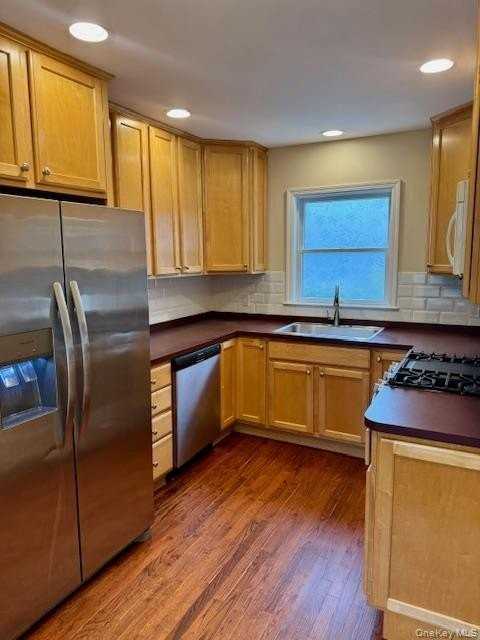 29 1/2 Woolsey Ave #CTG - Photo 5 of 19