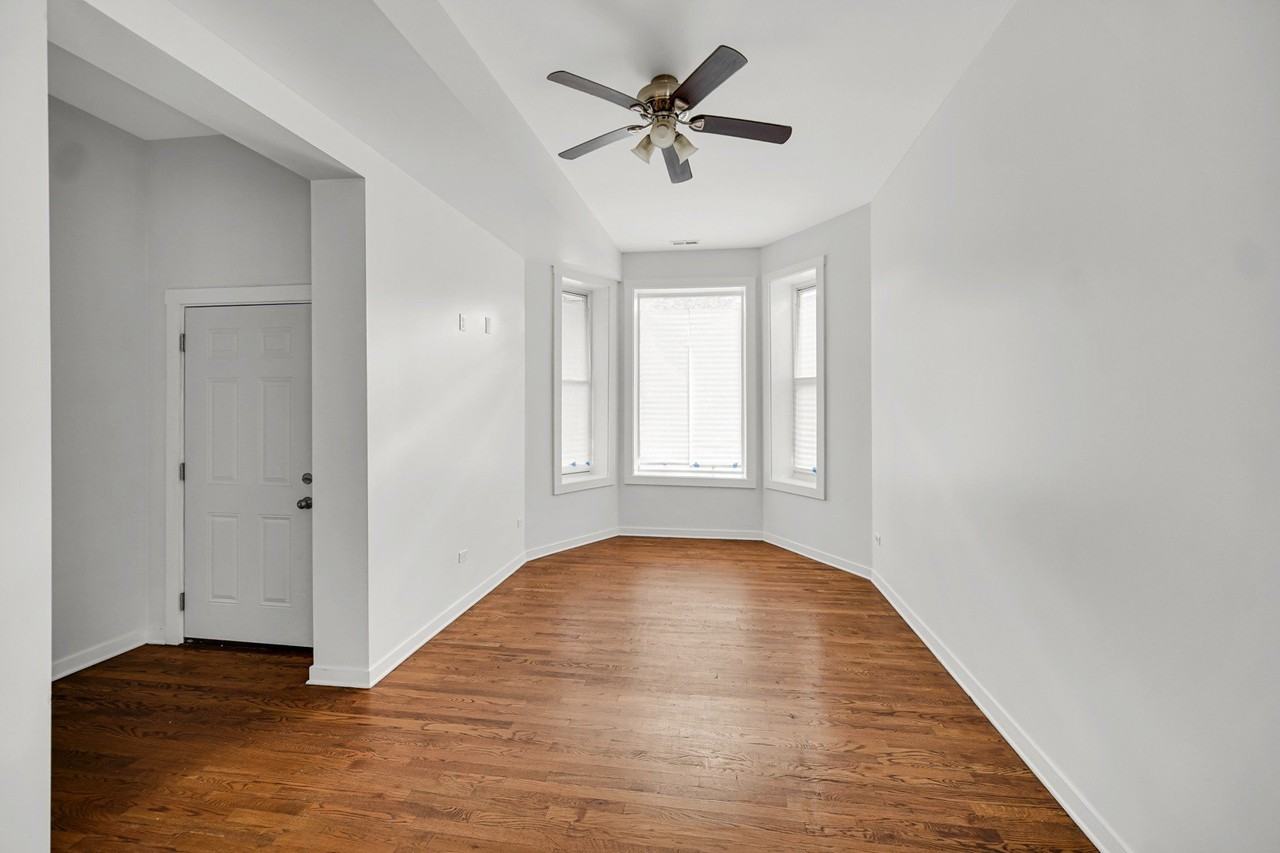 1826 S Hamlin Ave #1 - Photo 6 of 22