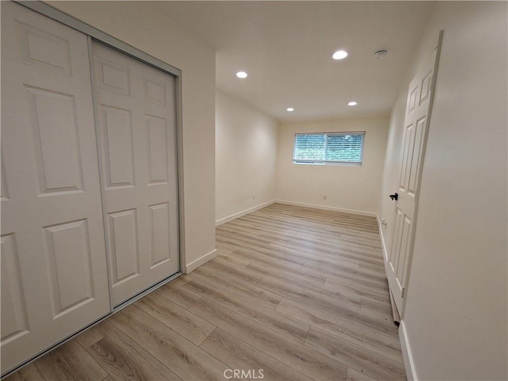 200 E Phillips St #202 - Photo 5 of 7