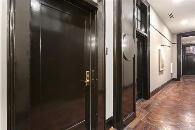 419 Carondelet St #203 - Photo 3 of 18