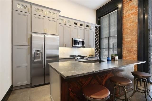 419 Carondelet St #203 - Photo 7 of 18