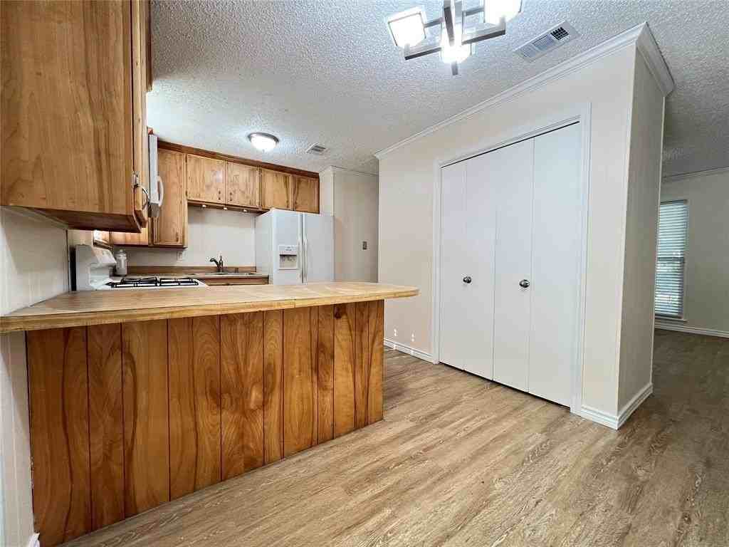 3820 Titan Trl - Photo 3 of 14