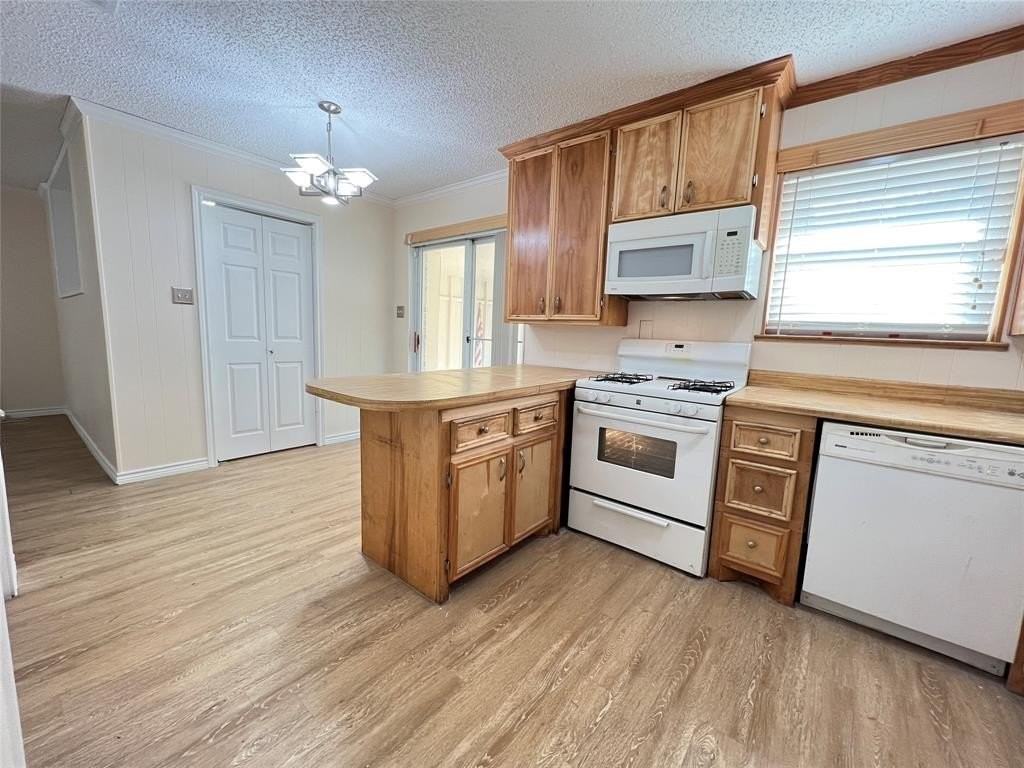 3820 Titan Trl - Photo 5 of 14