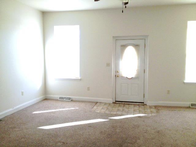 142 N Sheridan Rd - Photo 2 of 7