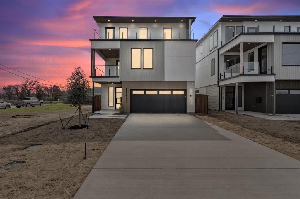 1424 Canada Dr - Photo 2 of 31