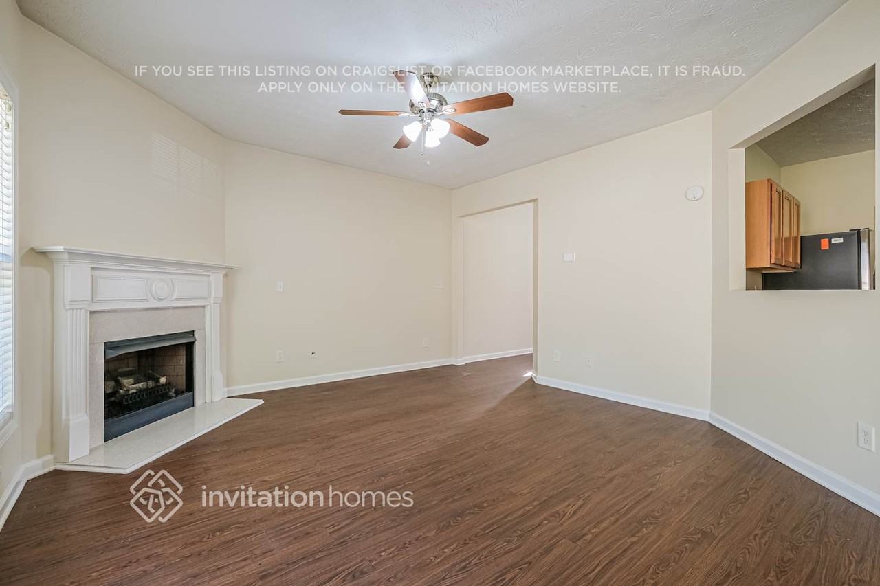 215 Cool Weather Dr - Photo 4 of 18