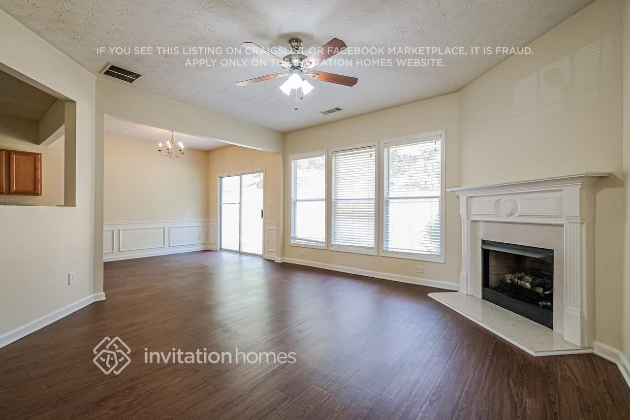 215 Cool Weather Dr - Photo 5 of 18