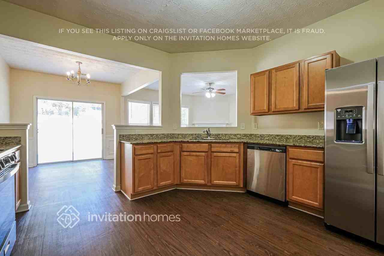 215 Cool Weather Dr - Photo 7 of 18