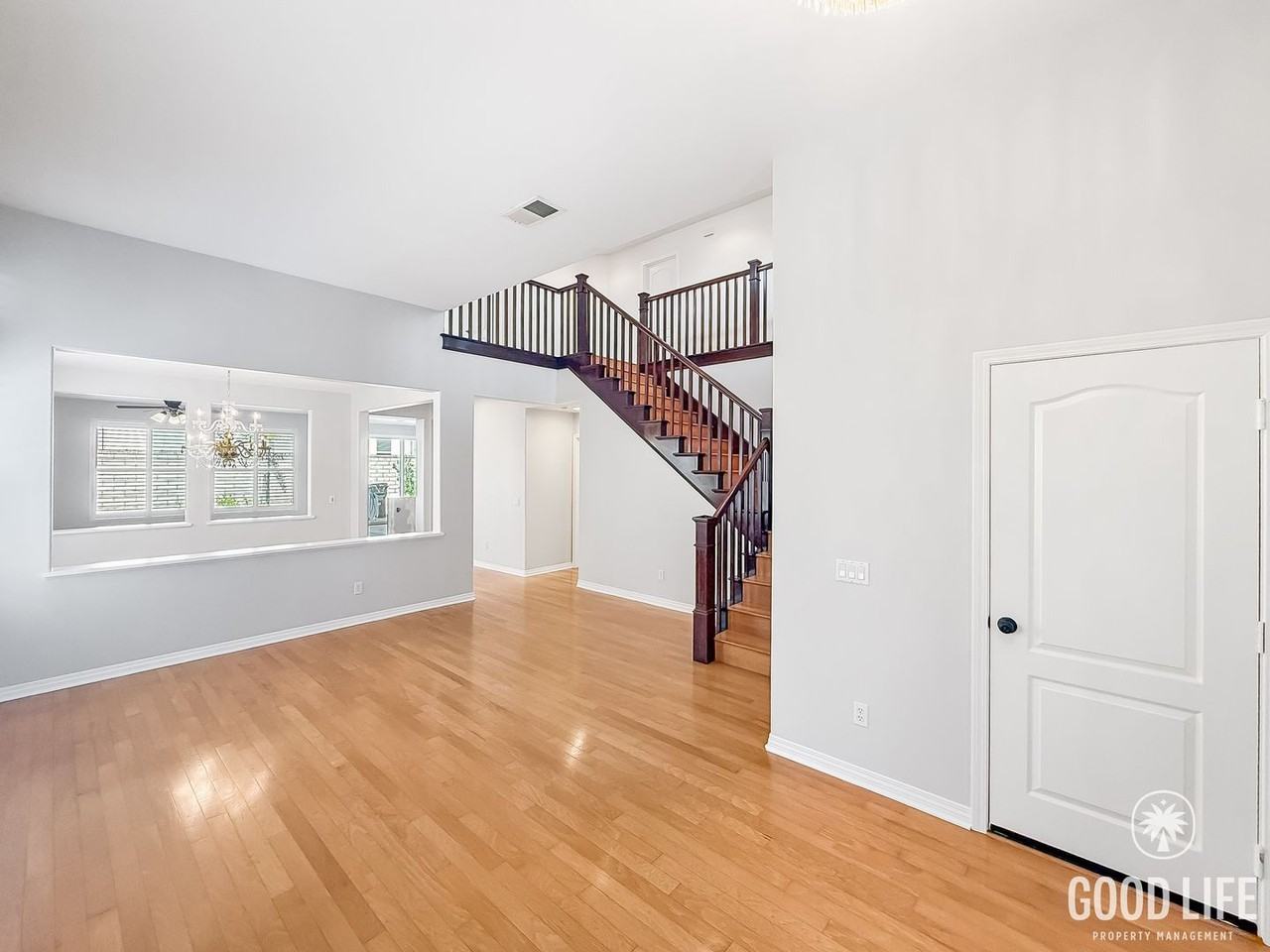 13066 Deer Park Way - Photo 2 of 33