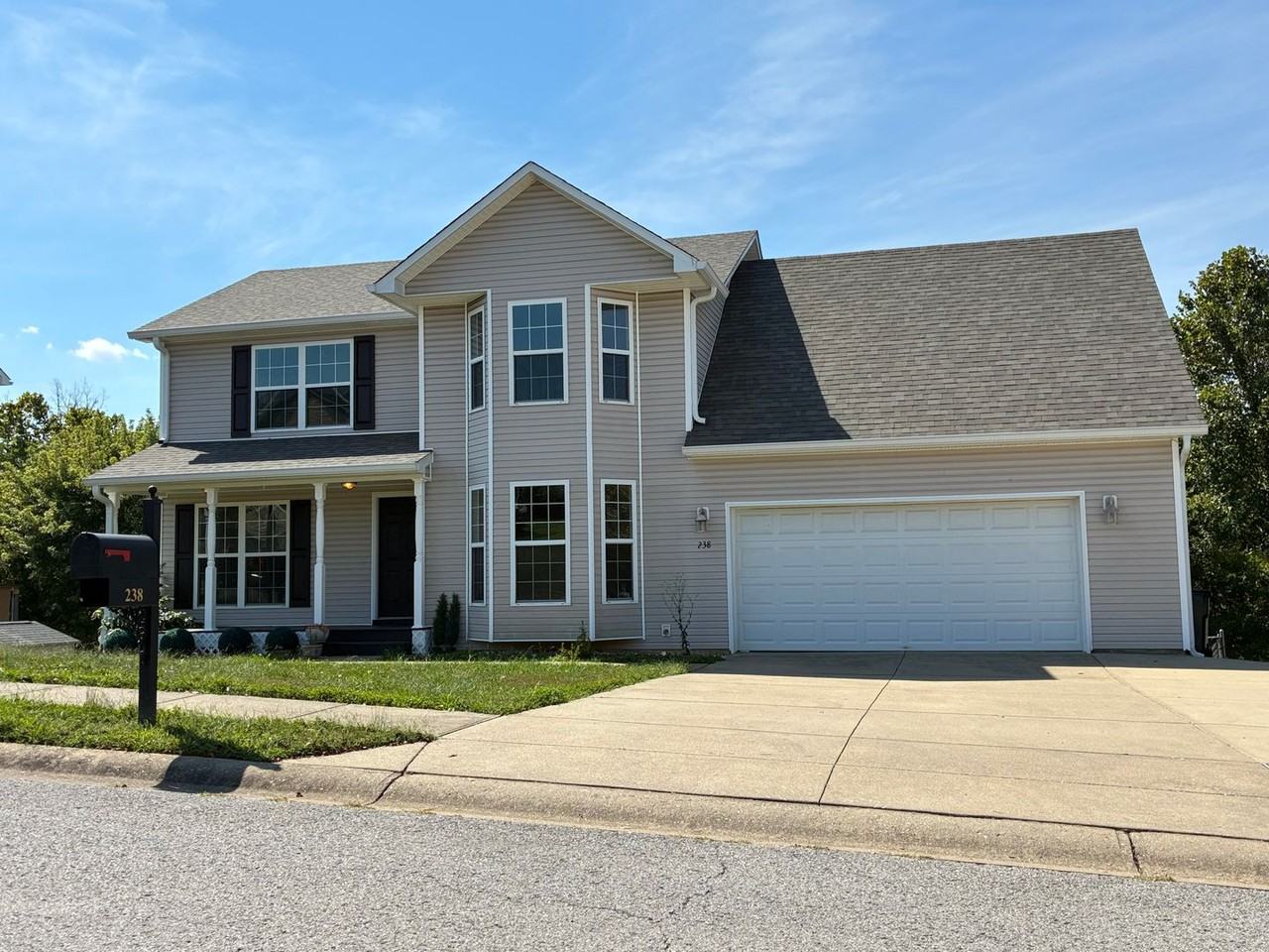 238 Riley Way - Photo 4 of 50